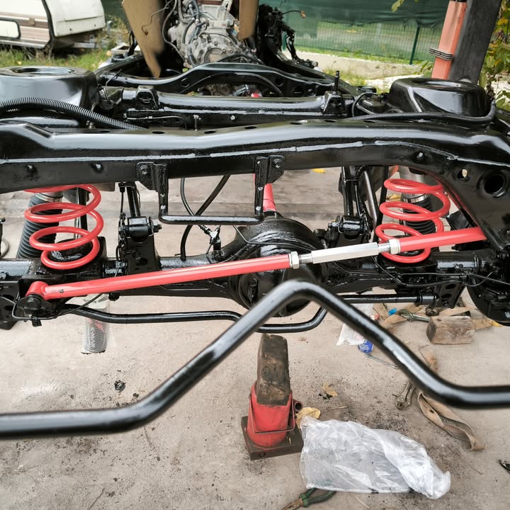 Ремонт и реставрация на автомобили и мотоциклети